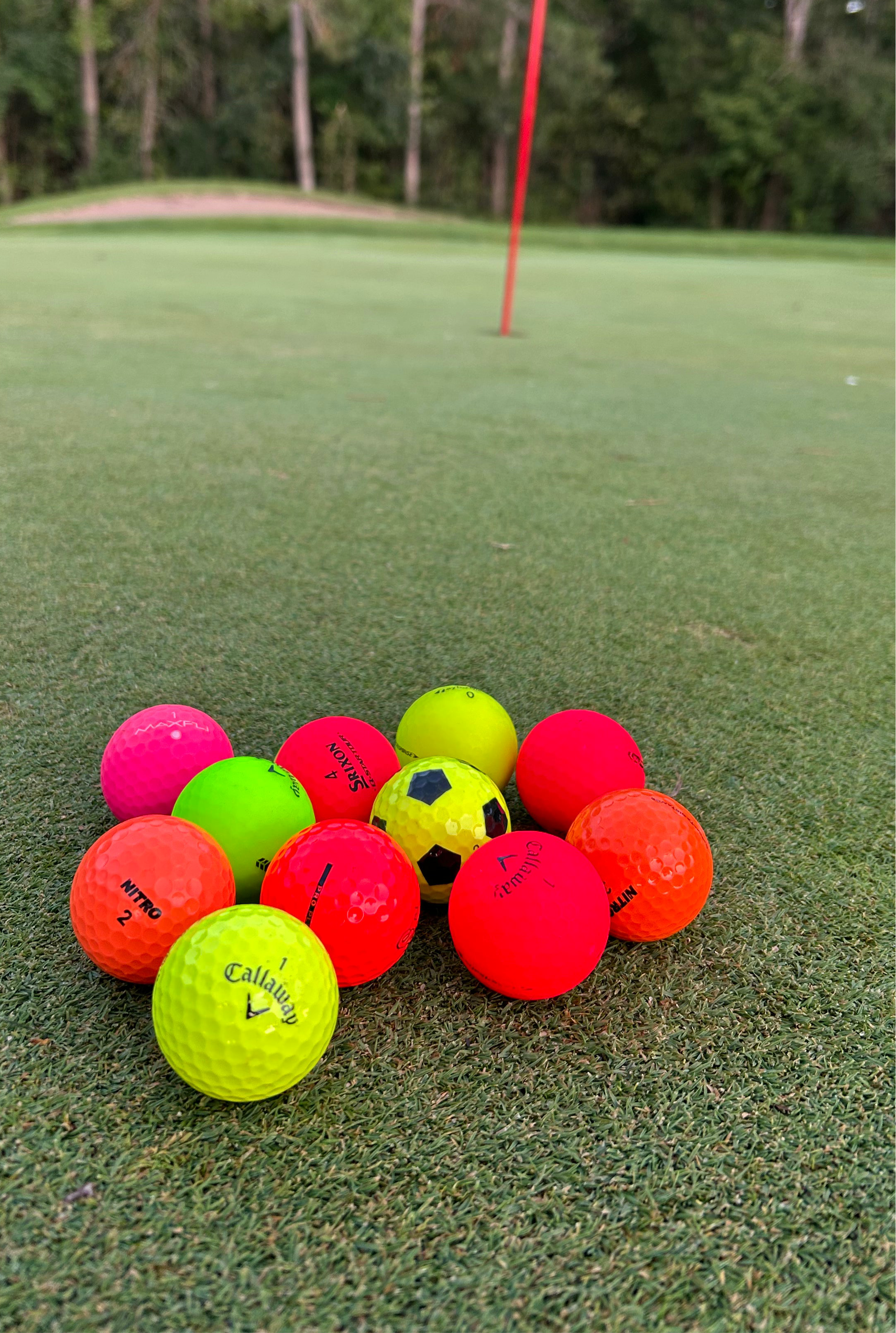 12 Pack Used Colorful Golf Balls – Random Brands